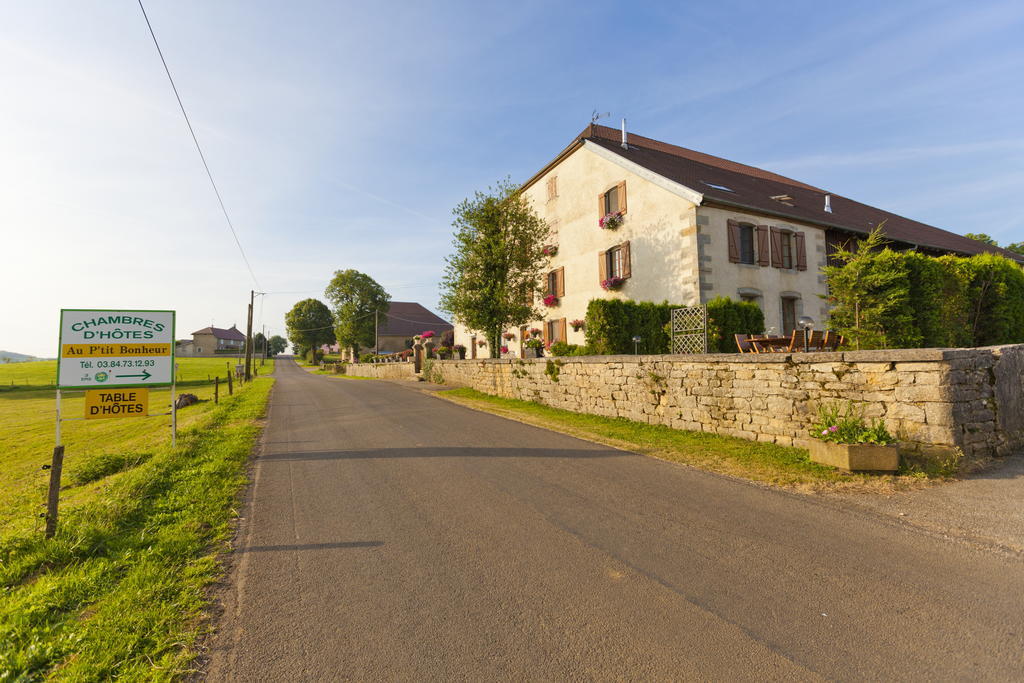 Le P'Tit Bonheur Bed and Breakfast Chilly-sur-Salins Buitenkant foto